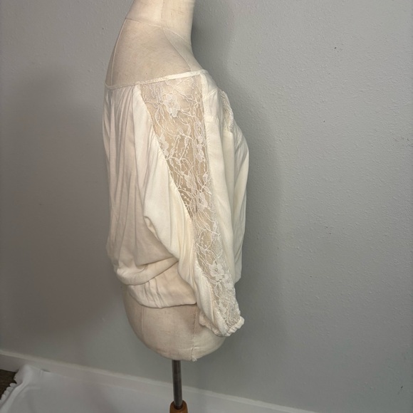 American Eagle White Shirt with Lace Details - Picture 3 of 7